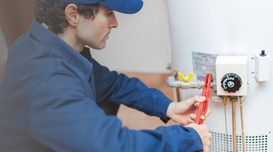 Expert burst pipe repair services in Goree, TX